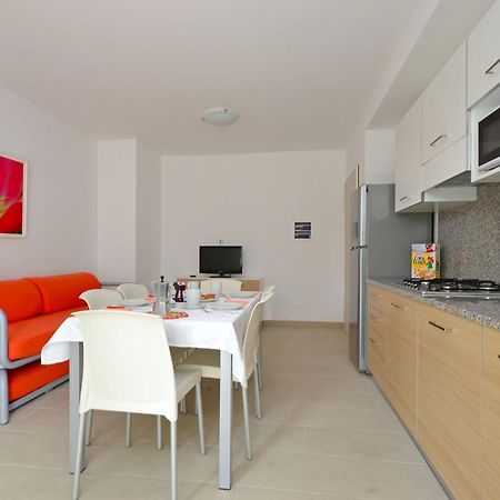Apartment Fiore-1 By Interhome Lignano Sabbiadoro Exterior foto